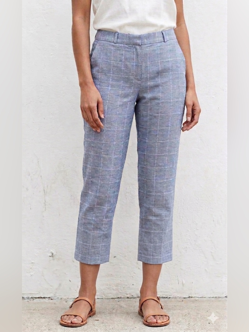 Banana Republic Blue and Silver Avery Straight Leg Pants. Size 8